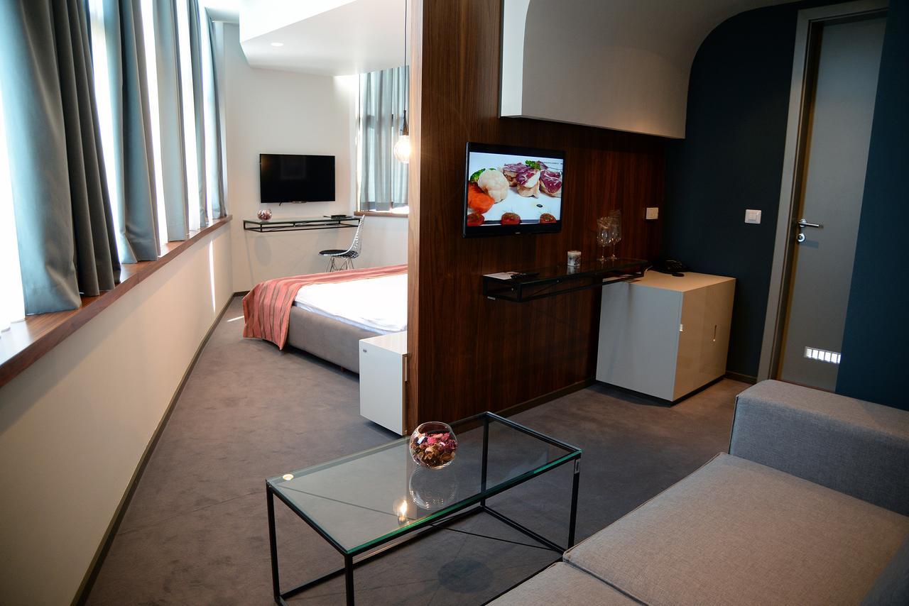 Hotel Russia Skopje Eksteriør bilde